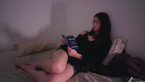 Ada Sophie online show from March 3, 2025, 8:05 am