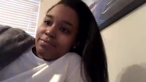 heyyou301990 online show from November 7, 2025, 10:10 pm