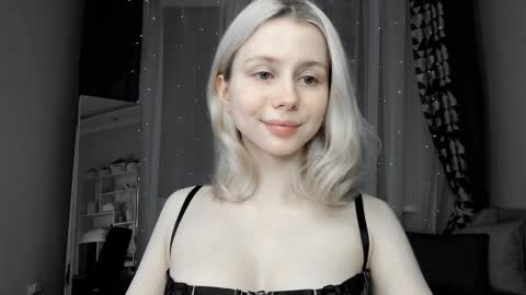 Popsy Risha online show from November 29, 2025, 8:23 pm