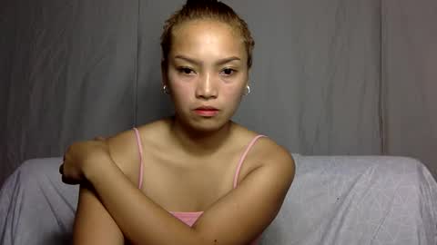 hi_there99 online show from October 30, 2025, 9:48 pm