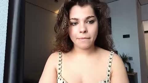 Caroline online show from June 29, 2026, 9:37 am