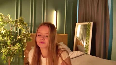 My name is Angelina but I like when you call me Angel online show from September 27, 2025, 7:57 am