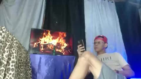 Snapshot of hidden_hairypigass chatting on November 9, 2025, 1:48 am HIDDEN YUDEVIL online show from November 9, 2025, 1:48 am