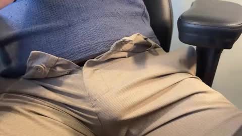 hifrommn1 online show from October 2, 2025, 4:14 pm