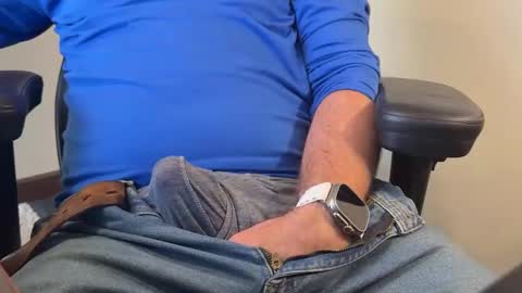 hifrommn1 online show from October 3, 2025, 6:16 pm