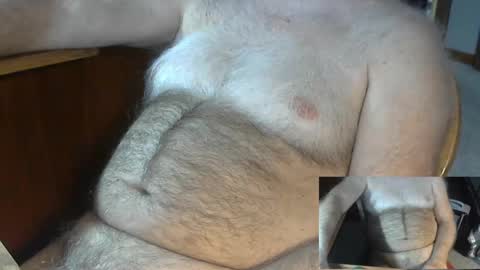 Snapshot of higgins11 chatting on January 1, 2025, 6:38 pm higgins11 online show from January 1, 2025, 6:38 pm