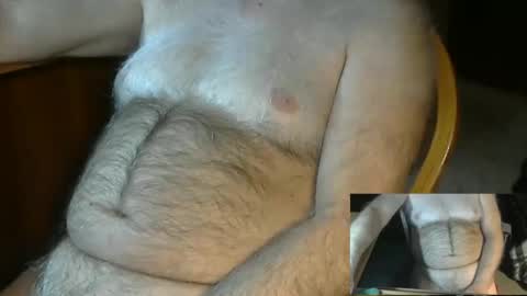 Snapshot of higgins11 chatting on January 18, 2025, 4:15 am higgins11 online show from January 18, 2025, 4:15 am