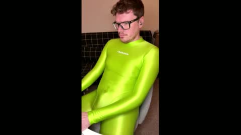 Snapshot of higher_lycra chatting on February 28, 2025, 2:42 am higher_lycra online show from February 28, 2025, 2:42 am