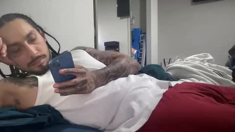 Snapshot of hihello400 chatting on November 1, 2025, 11:07 pm hihello400 online show from November 1, 2025, 11:07 pm