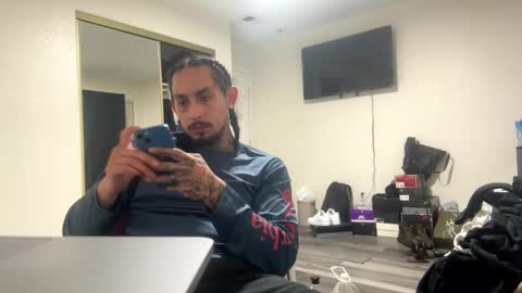 hihello7777 online show from October 6, 2025, 3:48 am