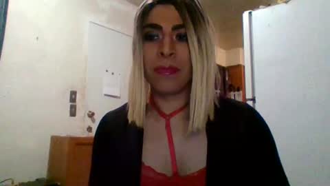 Snapshot of hihheelstranny chatting on February 23, 2025, 11:00 am hihheelstranny online show from February 23, 2025, 11:00 am