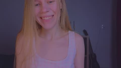 Chloe online show from February 8, 2025, 4:47 am