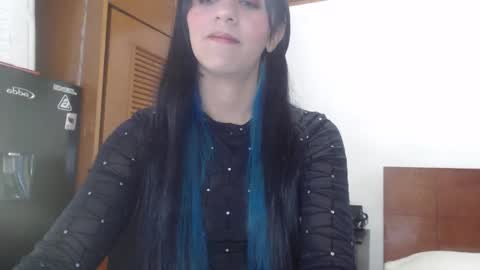 Snapshot of hilari18 chatting on January 26, 2025, 12:16 am hilaril18 online show from January 26, 2025, 12:16 am