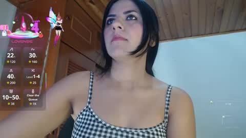 Snapshot of hilari18 chatting on November 29, 2025, 12:02 am hilaril18 online show from November 29, 2025, 12:02 am