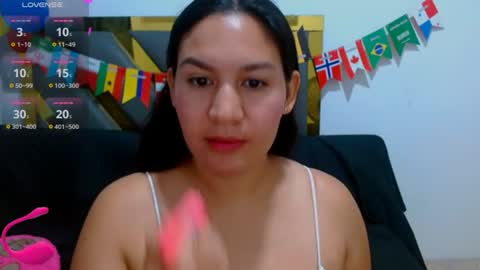Snapshot of hilary_hot19 chatting on July 4, 2026, 1:06 pm hilary online show from July 4, 2026, 1:06 pm