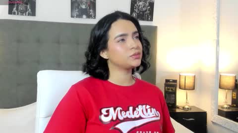 hilary_tailor online show from February 6, 2026, 7:17 pm