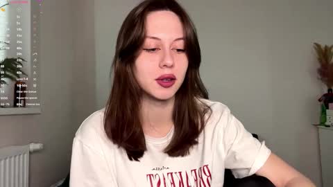 Hi Im Elizabeth online show from March 19, 2026, 12:20 pm