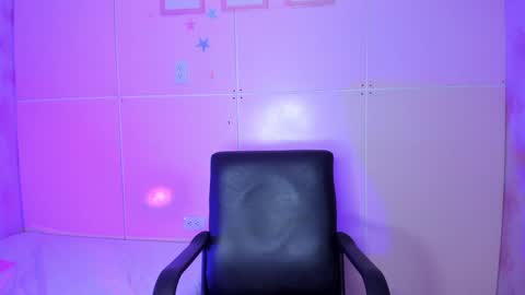 Snapshot of hillary_banks__ chatting on January 11, 2025, 3:23 am Hillary online show from January 11, 2025, 3:23 am