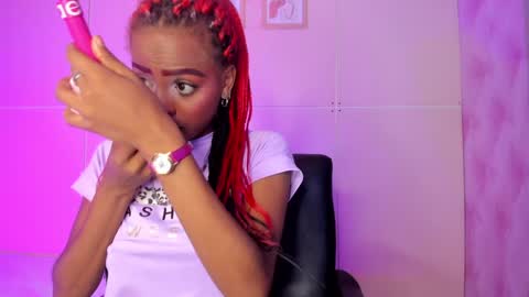 Snapshot of hillary_banks__ chatting on January 18, 2025, 4:48 am Hillary online show from January 18, 2025, 4:48 am