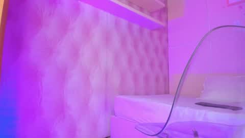 Snapshot of hillary_banks__ chatting on February 18, 2025, 7:21 am Hillary online show from February 18, 2025, 7:21 am