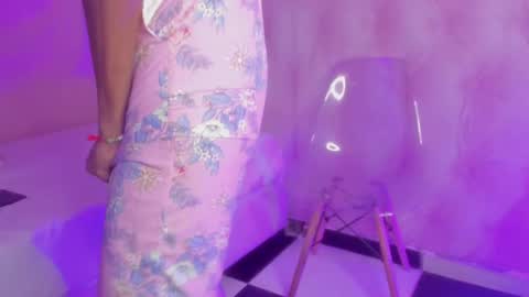 Snapshot of hillary_banks__ chatting on March 7, 2025, 3:29 am Hillary online show from March 7, 2025, 3:29 am