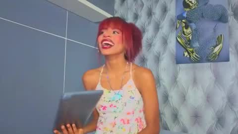 Snapshot of hillary_banks__ chatting on September 10, 2025, 5:18 am Hillary online show from September 10, 2025, 5:18 am