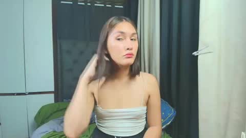 yuricah online show from February 11, 2026, 7:02 am