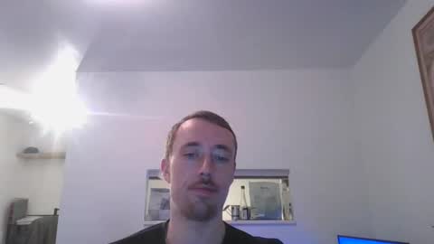 Snapshot of himerosj chatting on December 22, 2025, 10:23 am himerosj online show from December 22, 2025, 10:23 am