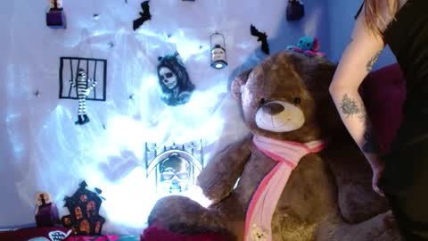 Himiiko online show from October 16, 2025, 11:06 pm