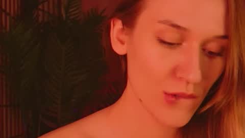 Hina online show from January 11, 2025, 4:57 pm