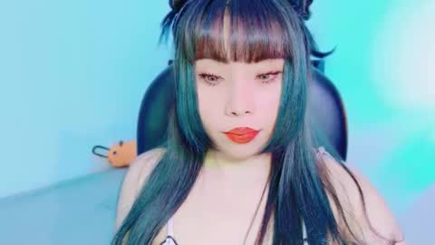 Hinata online show from June 3, 2026, 9:45 am