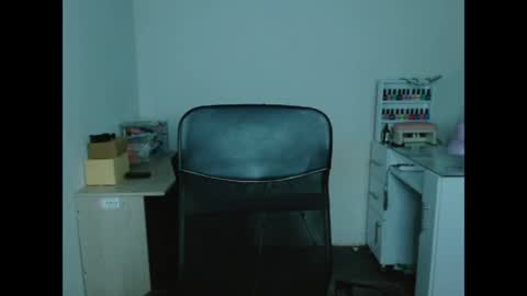Snapshot of hinata_9 chatting on May 18, 2026, 3:35 am 0600AM-1100AM - online show from May 18, 2026, 3:35 am