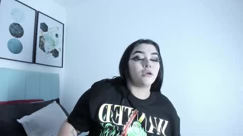 Hinazuru online show from March 3, 2026, 7:09 pm