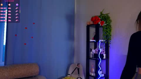 Snapshot of hip_hop_baby chatting on January 10, 2026, 6:37 am Leya Day Mary Night PvT Open online show from January 10, 2026, 6:37 am