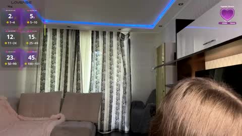 Snapshot of hip_hop_baby chatting on May 10, 2026, 9:25 am Leya Day Mary Night PvT Open online show from May 10, 2026, 9:25 am