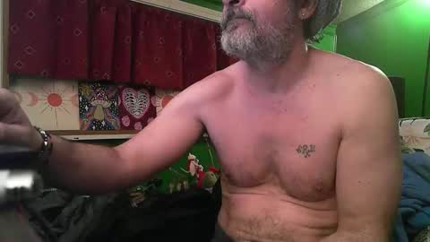 hippiedad333 online show from March 16, 2026, 10:30 am