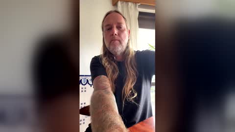 hippybiker online show from May 9, 2026, 9:03 am