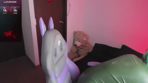 Hitomi Arata online show from January 14, 2025, 5:56 pm