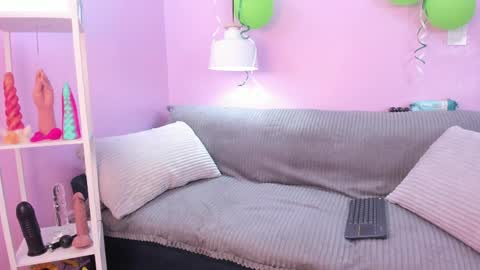 hiyakasudere online show from March 30, 2026, 6:42 pm