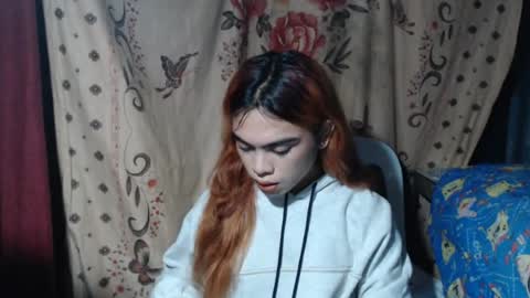 Snapshot of hoelyaurora chatting on April 22, 2026, 7:26 pm Aurora3 online show from April 22, 2026, 7:26 pm