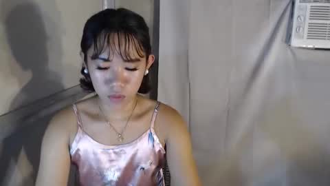 Snapshot of hoelykarrie chatting on November 15, 2025, 5:16 am Karrie3 online show from November 15, 2025, 5:16 am