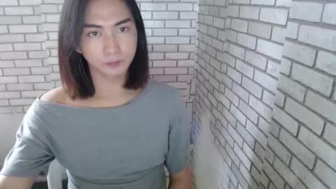 Snapshot of hoelykim chatting on January 9, 2026, 7:44 am Kim3 online show from January 9, 2026, 7:44 am