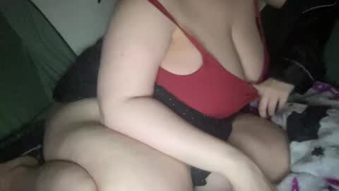 Snapshot of hoestoes915 chatting on February 18, 2025, 10:16 am Stacey online show from February 18, 2025, 10:16 am