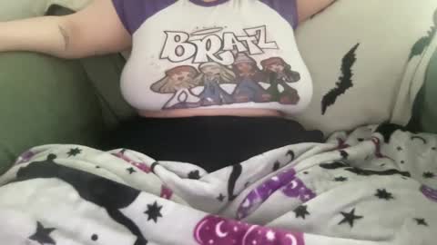 Snapshot of hoestoes915 chatting on February 26, 2025, 1:08 pm Stacey online show from February 26, 2025, 1:08 pm