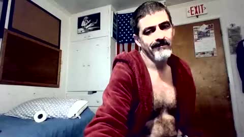 hoglegg99384194 online show from October 15, 2025, 8:58 am