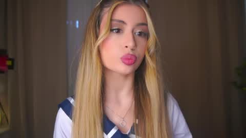 Moni Monica online show from April 13, 2026, 8:09 am