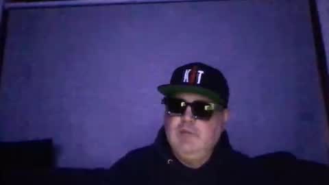 Snapshot of holden_minutz chatting on March 6, 2026, 8:22 am holden_minutz online show from March 6, 2026, 8:22 am