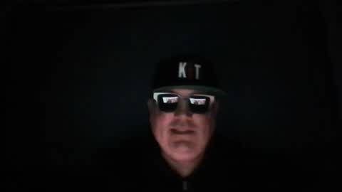 Snapshot of holden_minutz chatting on May 13, 2026, 8:23 am holden_minutz online show from May 13, 2026, 8:23 am