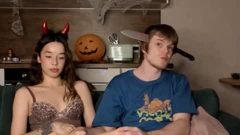 Snapshot of holdonbitch chatting on October 30, 2025, 7:36 pm Misha and Stacy online show from October 30, 2025, 7:36 pm