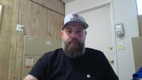 Snapshot of holdthedoh chatting on December 23, 2024, 5:11 pm Hold The Door online show from December 23, 2024, 5:11 pm